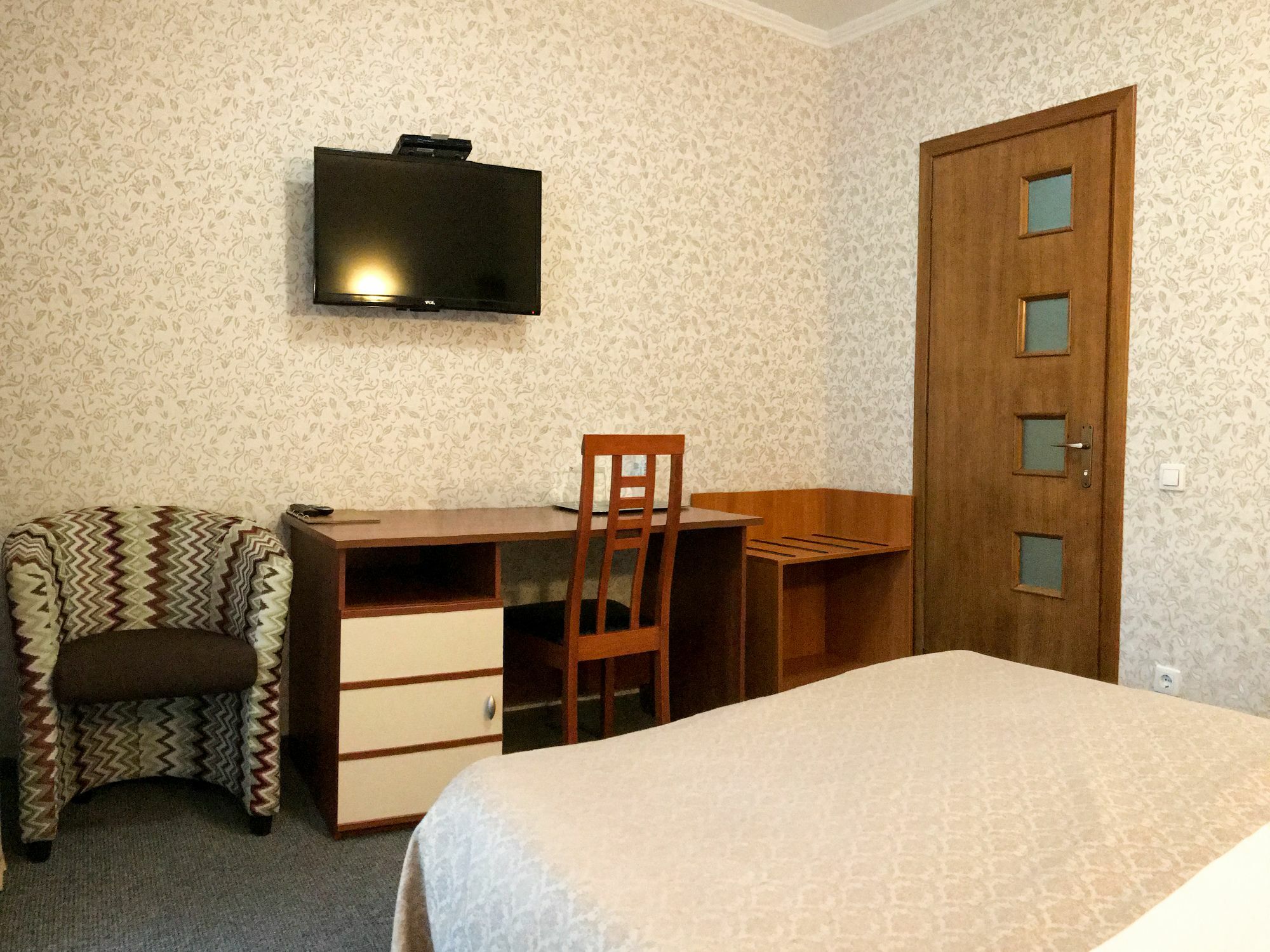 Komilfo Hotel Chişinău Eksteriør billede